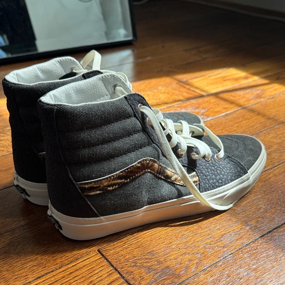 Vans Animal Print (cheetah) High-Top Sneakers - Picture 1 of 4